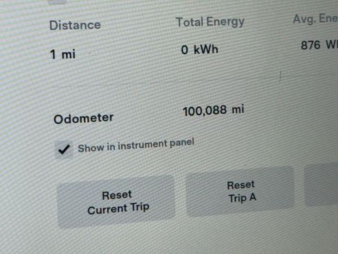 Used 2016 Tesla Model S 70D image 30