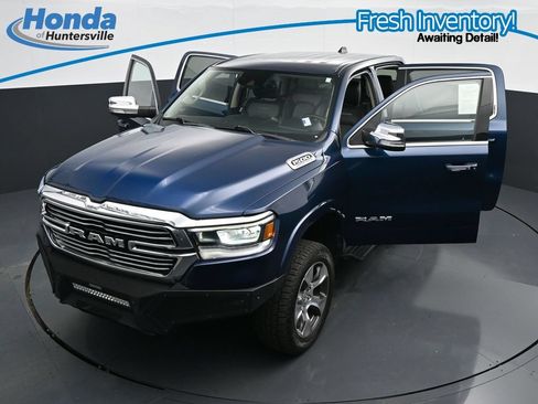 Used 2022 RAM 1500 Laramie AWD/4WD image 44