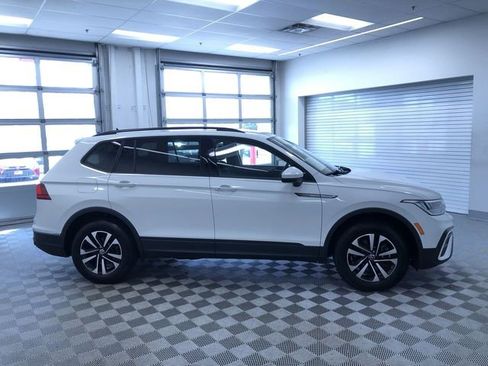 Used 2024 Volkswagen Tiguan S image 35