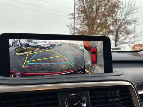 Used 2022 Lexus RX 350L Premium w/ Premium Package image 22