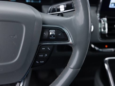 Used 2018 Lincoln Navigator Reserve w/ Technology Package image 41