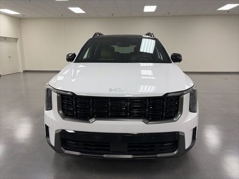 Used 2024 Kia Sorento SX Prestige w/ Olive Brown Leather Package image 2