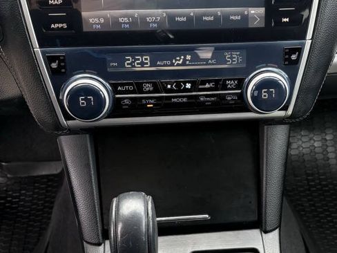 Used 2018 Subaru Outback 2.5i Limited AWD/4WD image 8