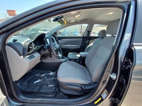 Used 2020 Hyundai Elantra SEL FWD image 14