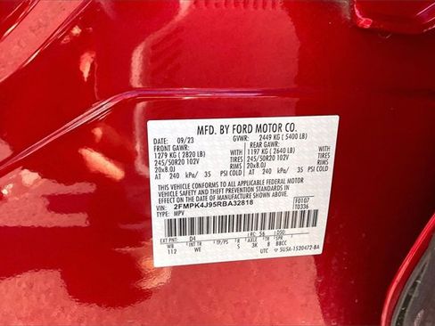 Used 2024 Ford Edge ST-Line image 34