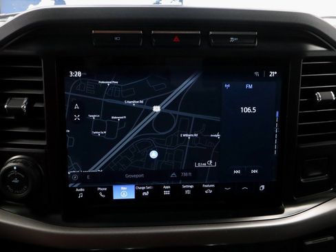 Certified 2024 Ford F150 Lightning XLT w/ Max Trailer Tow Package image 4