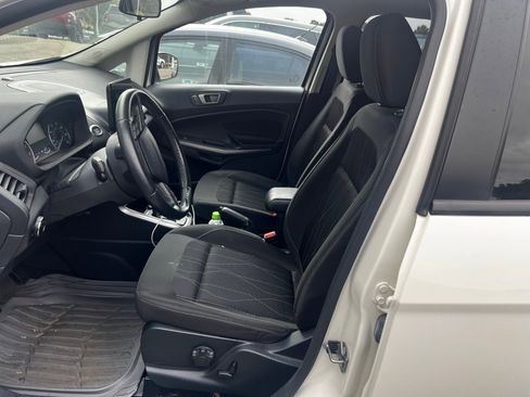 Used 2020 Ford EcoSport SE w/ SE Convenience Package image 7