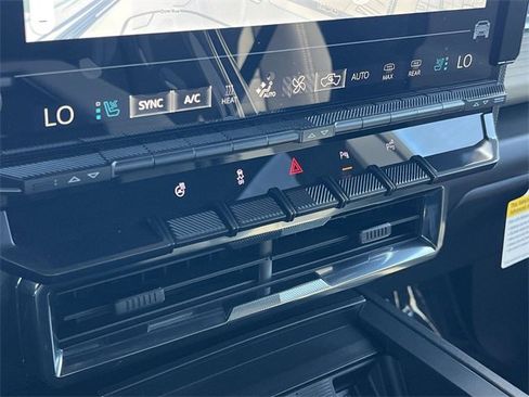 New 2026 GMC Hummer EV 4x4 Crew Cab image 20