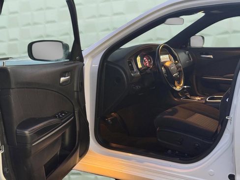 Used 2023 Dodge Charger SXT image 10