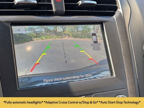 Used 2020 Ford Fusion SE w/ Equipment Group 151A image 8