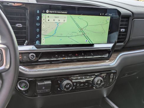 Used 2024 Chevrolet Silverado 1500 LT Trail Boss w/ Convenience Package II image 14