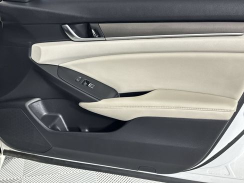 Used 2021 Honda Accord LX image 29