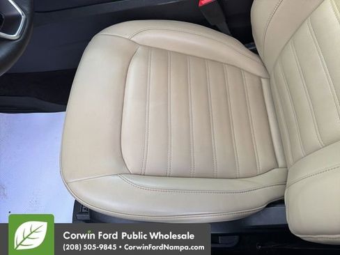 Used 2019 Ford Edge SEL w/ Equipment Group 201A image 25