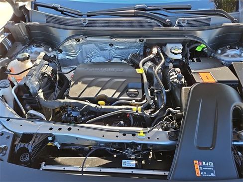 Used 2024 Chevrolet Trax LS w/ LS Convenience Package image 25