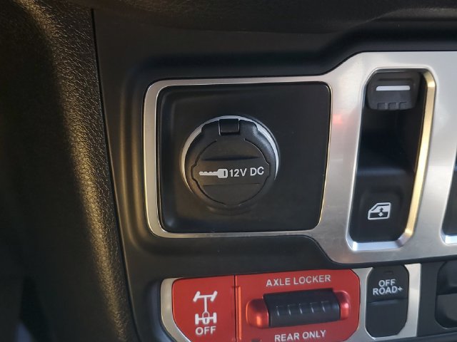 Certified 2025 Jeep Wrangler Sport AWD/4WD image 27