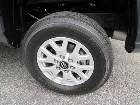 Used 2024 Toyota Tacoma SR5 RWD image 9