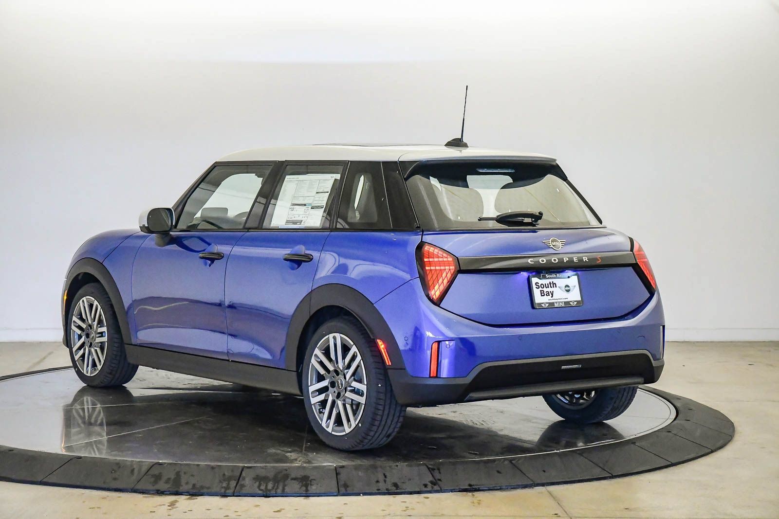 New 2026 MINI Cooper S FWD image 2