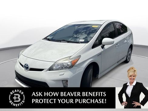 Used 2013 Toyota Prius Five FWD image 1