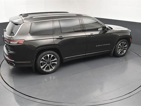 Certified 2022 Jeep Grand Cherokee L Overland w/ Luxury Tech Group IV image 17