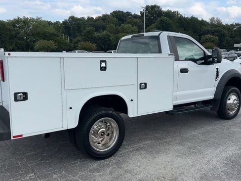 Used 2021 Ford F450 XL w/ Power Equipment Group image 2