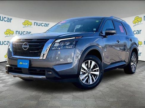 Certified 2025 Nissan Pathfinder SL w/ Cargo Package image 3