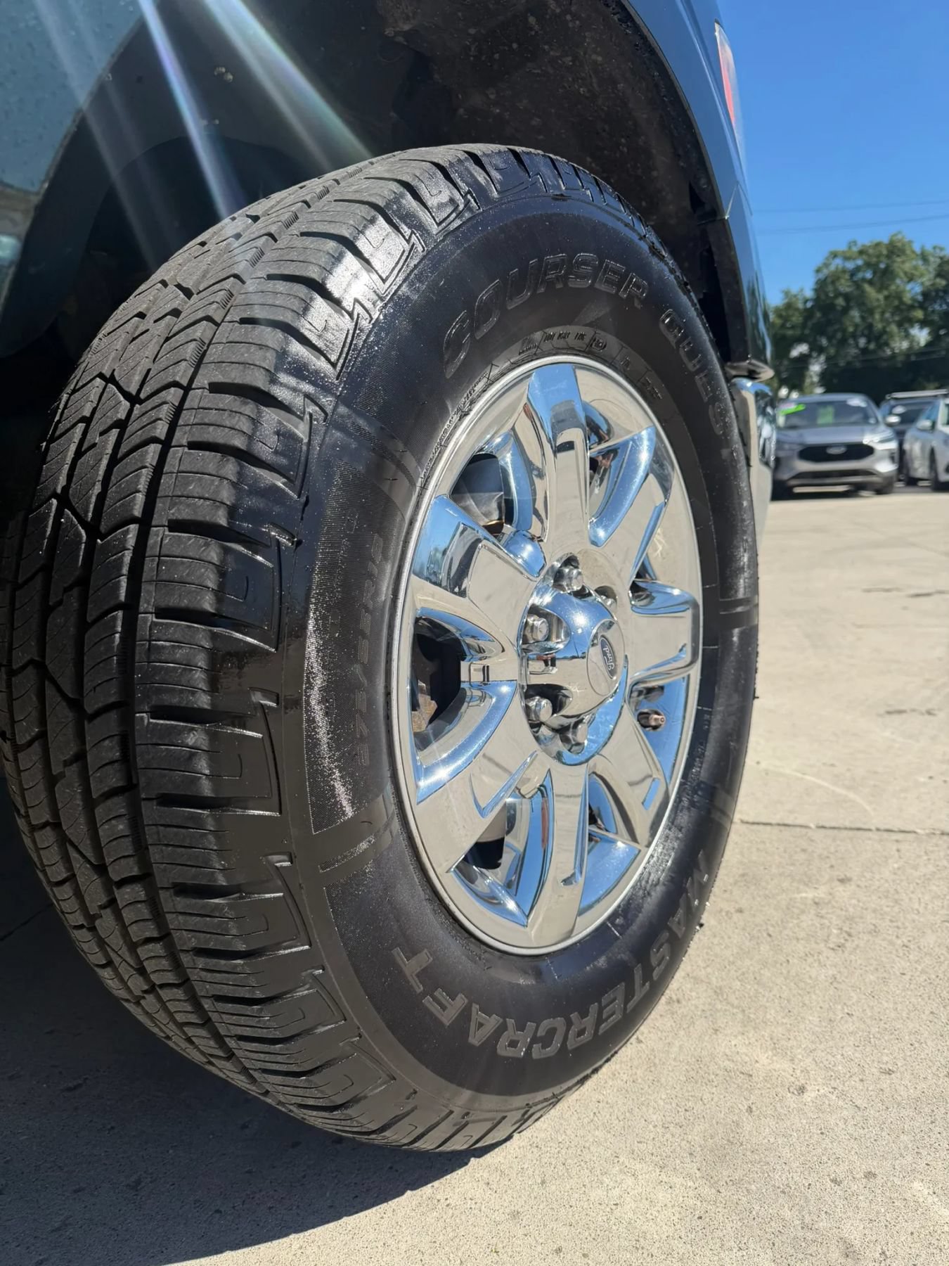 Used 2014 Ford F150 XLT w/ XLT Chrome Package RWD image 9