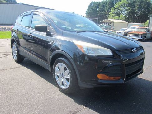 Used 2013 Ford Escape S FWD image 4