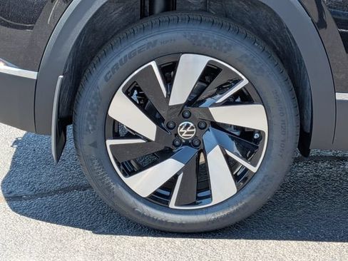 New 2026 Volkswagen Atlas Cross Sport SEL AWD/4WD image 6