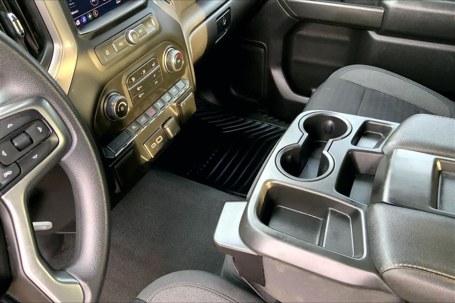 Used 2022 Chevrolet Silverado 1500 Custom w/ LPO, Dark Essentials Package RWD image 15