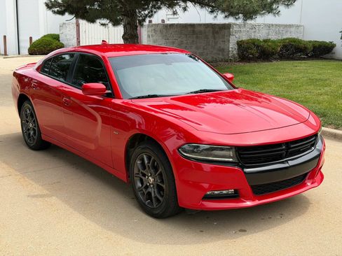 Used 2018 Dodge Charger GT AWD/4WD image 3