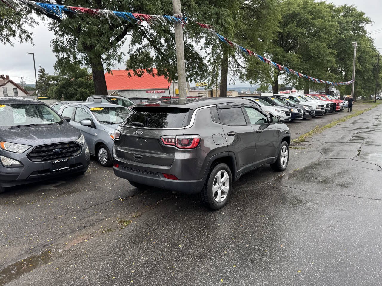 Used 2018 Jeep Compass Latitude w/ Cold Weather Group AWD/4WD image 4