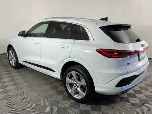 Used 2025 Audi Q5 Premium Plus w/ Premium Plus image 6