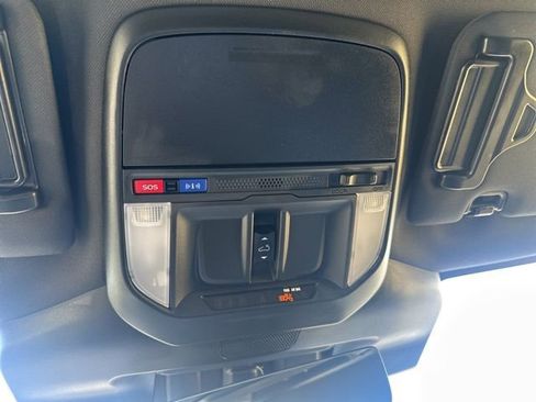 Used 2025 Subaru Forester Touring AWD/4WD image 28