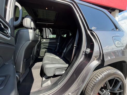 Used 2021 Jeep Grand Cherokee SRT AWD/4WD image 43