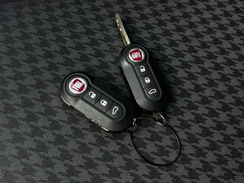 Used 2019 FIAT 500 Pop FWD image 20