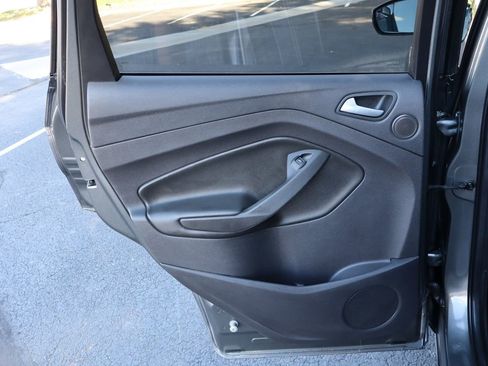 Used 2013 Ford Escape SE image 24