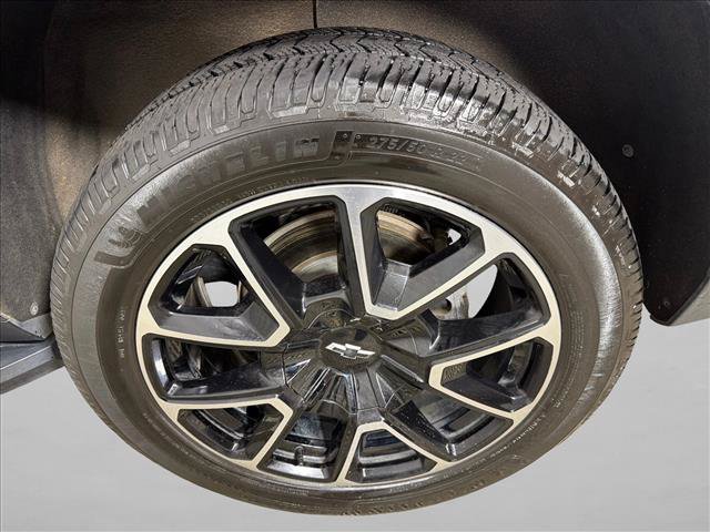 Used 2022 Chevrolet Tahoe RST w/ Luxury Package RWD image 21