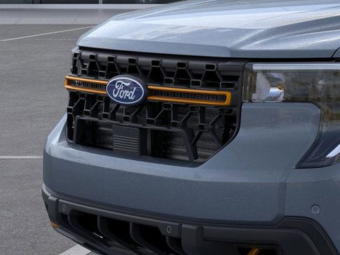 New 2026 Ford Maverick Tremor image 18