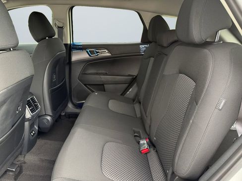 New 2026 Kia Sportage S image 13