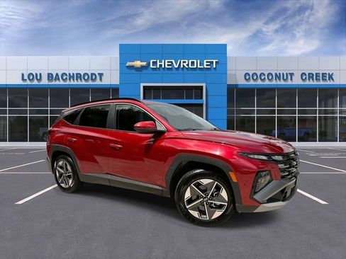 Used 2025 Hyundai Tucson SEL FWD image 1