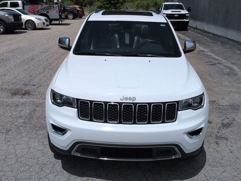 Used 2022 Jeep Grand Cherokee Limited AWD/4WD image 23