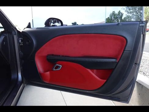 Used 2016 Dodge Challenger SRT RWD image 10