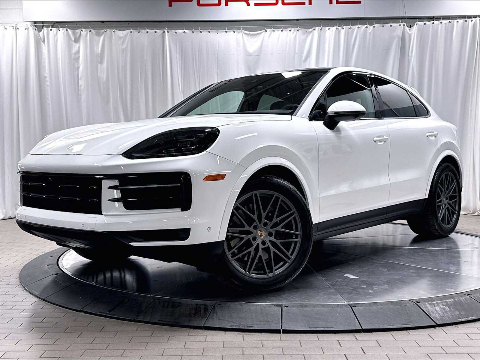 Used 2025 Porsche Cayenne Coupe AWD/4WD image 1