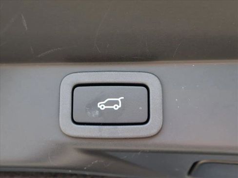 Used 2022 Land Rover Range Rover Sport HSE Silver Edition AWD/4WD image 7