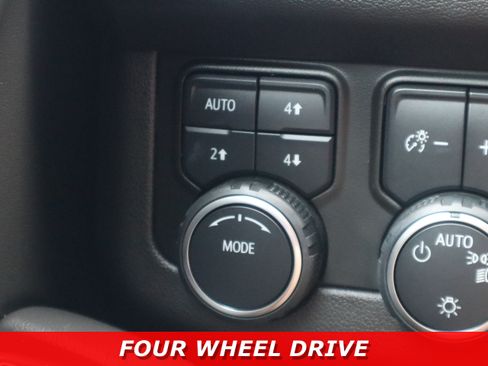 Used 2021 Chevrolet Tahoe Z71 AWD/4WD image 20