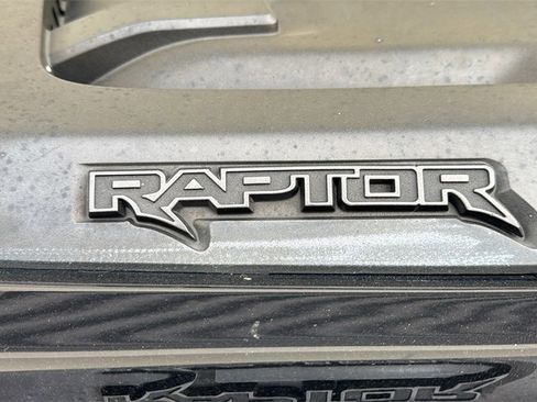 Certified 2023 Ford F150 Raptor w/ Raptor Carbon Fiber Package image 7