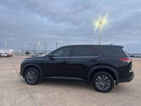 Certified 2024 Nissan Pathfinder S w/ Cargo Package image 14