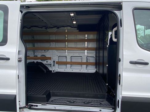 Certified 2025 Ford Transit 250 Low Roof w/ Exterior Upgrade Package RWD image 20