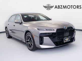 Used 2025 BMW 740i video 1