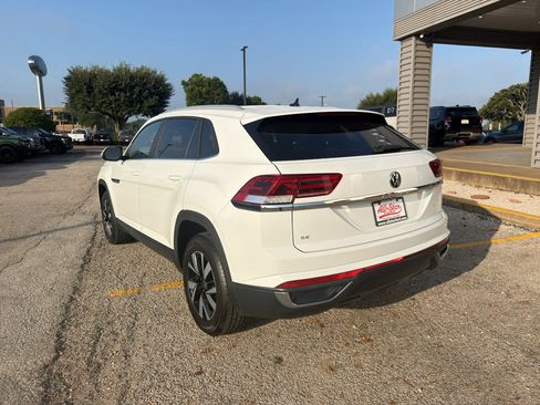 Used 2021 Volkswagen Atlas Cross Sport SE FWD image 7